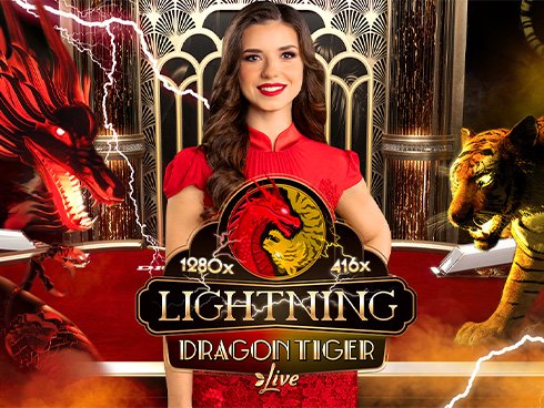 A visually themed Lucky Phoenix layout inside the broader ek77 entertainment platform
